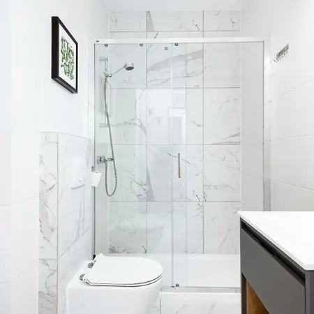 Apartment Walonska With Free Parking By Renters